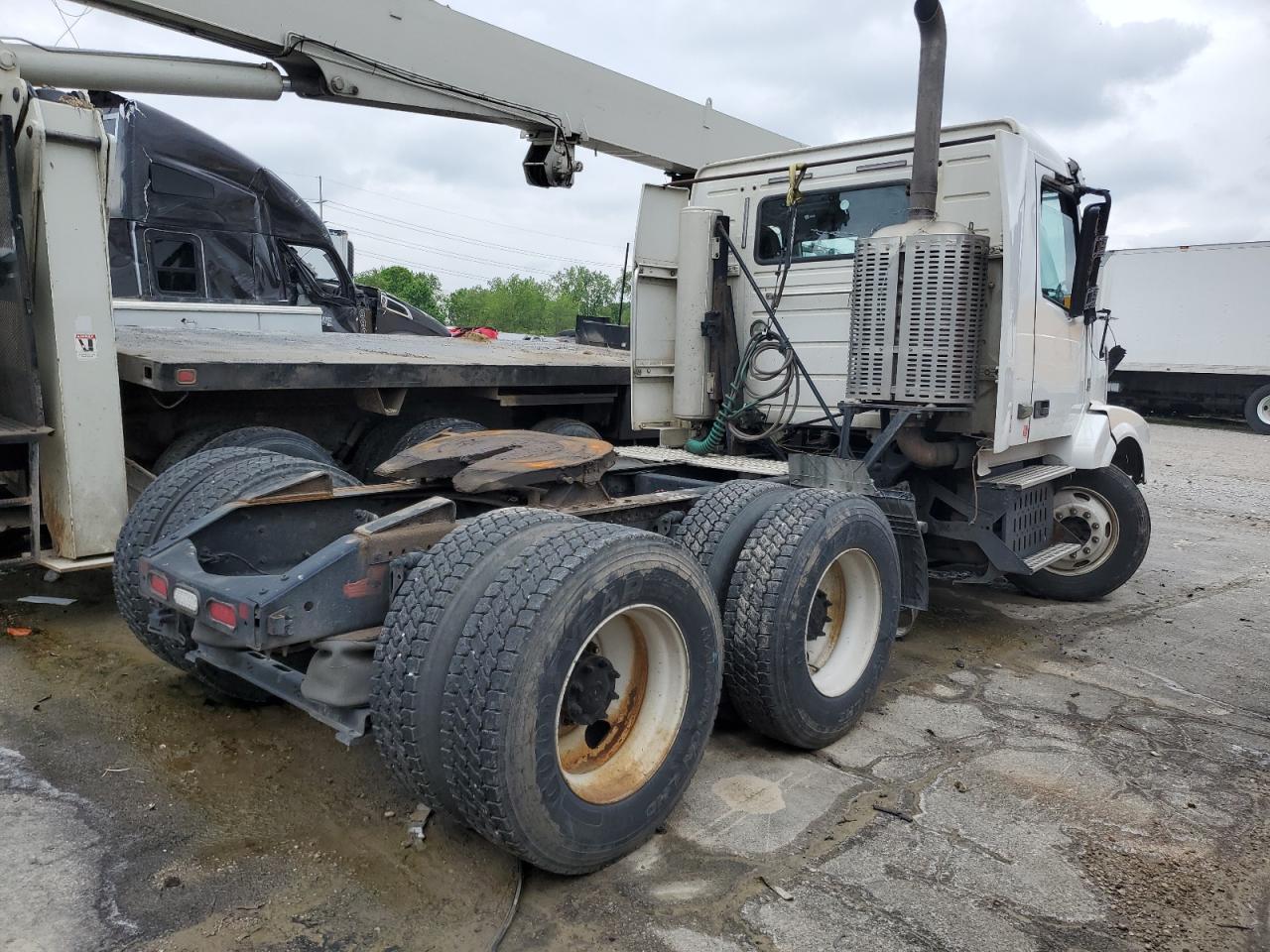 4V4NC9EG5DN552890 2013 Volvo Vn Vnl