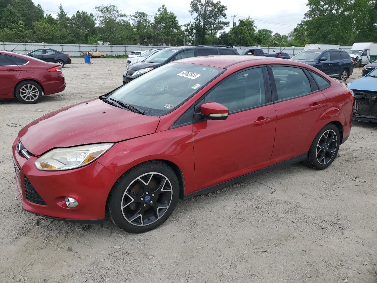 1FAHP3F26CL125439 2012 Ford Focus Se