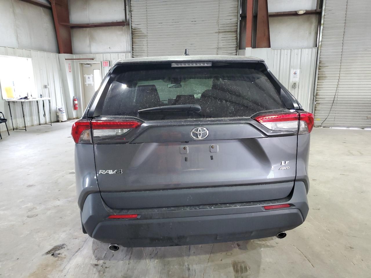 2T3F1RFV0NC271031 2022 Toyota Rav4 Le