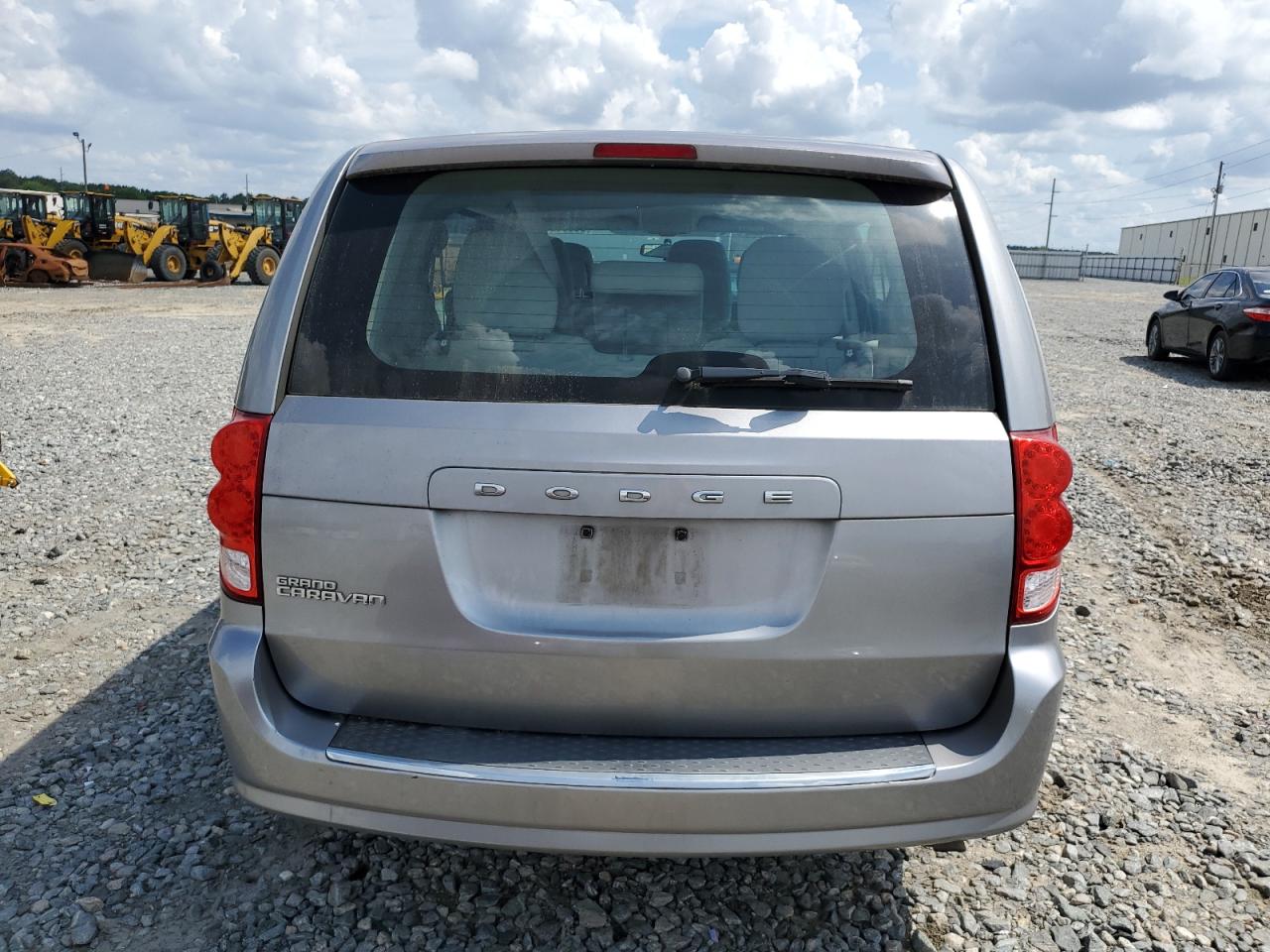 2C4RDGBG5FR569276 2015 Dodge Grand Caravan Se