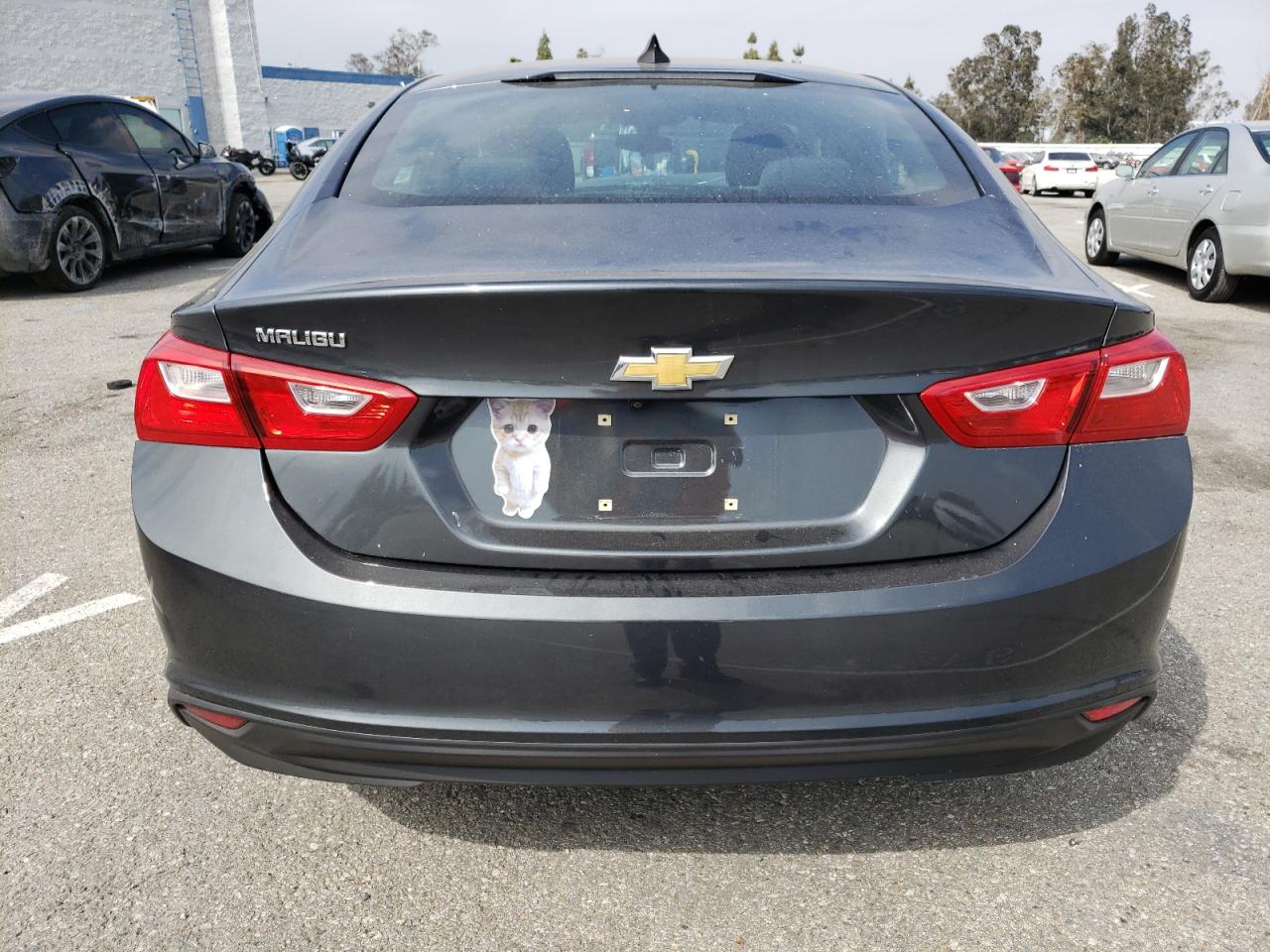 2018 Chevrolet Malibu Ls vin: 1G1ZB5STXJF219528