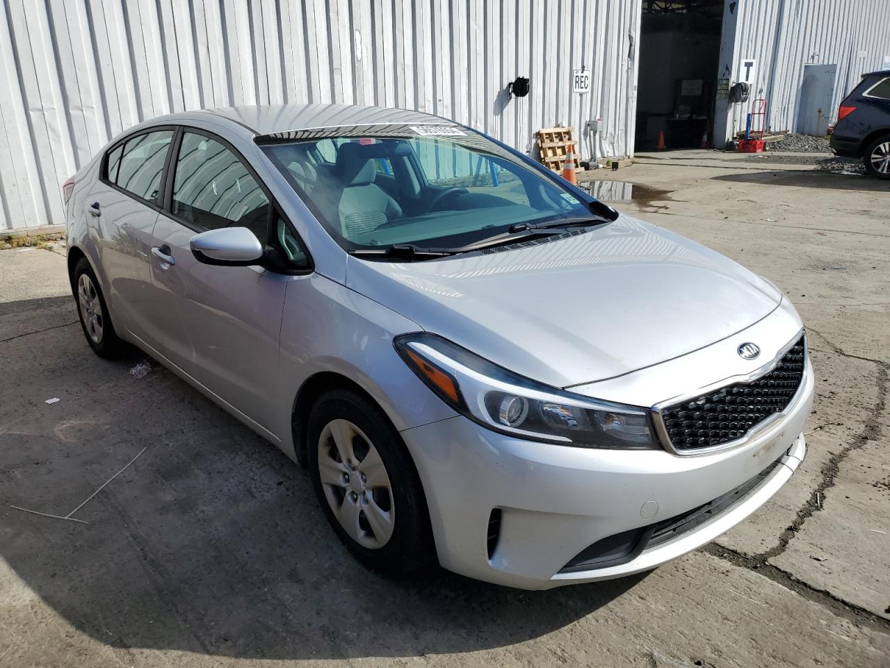 3KPFL4A76HE066978 2017 Kia Forte Lx