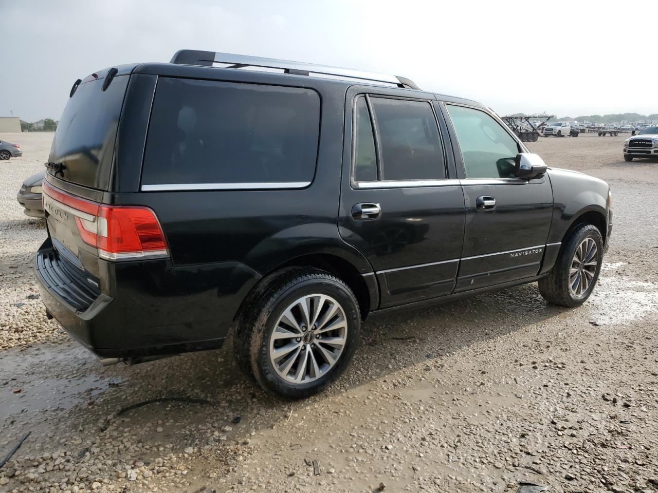 2015 Lincoln Navigator vin: 5LMJJ2HT2FEJ08796