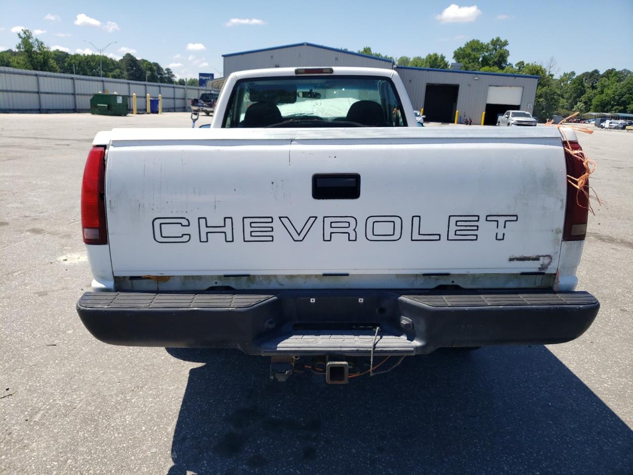 Lot #2972343427 1997 CHEVROLET GMT-400 C1