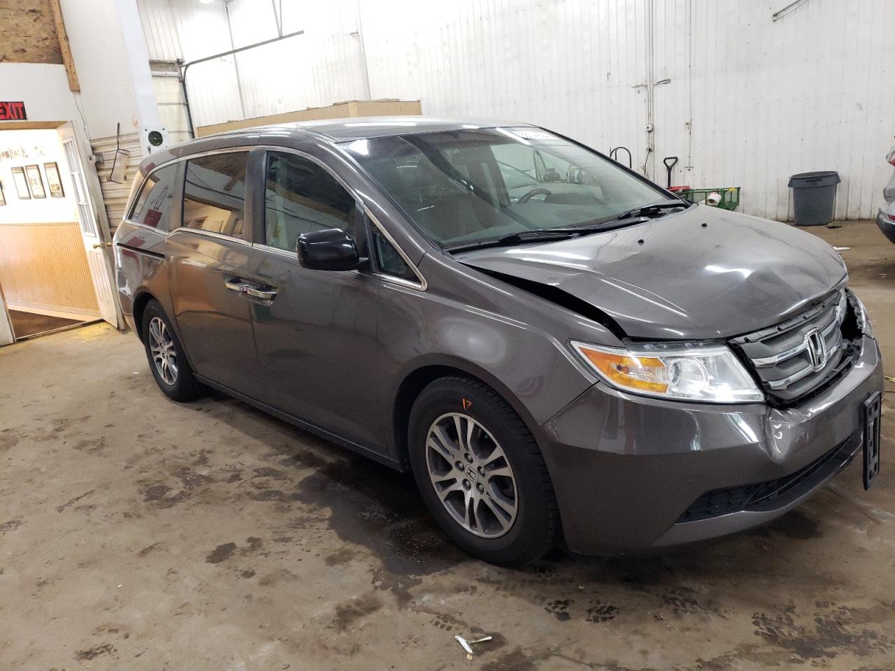 5FNRL5H42BB023125 2011 Honda Odyssey Ex