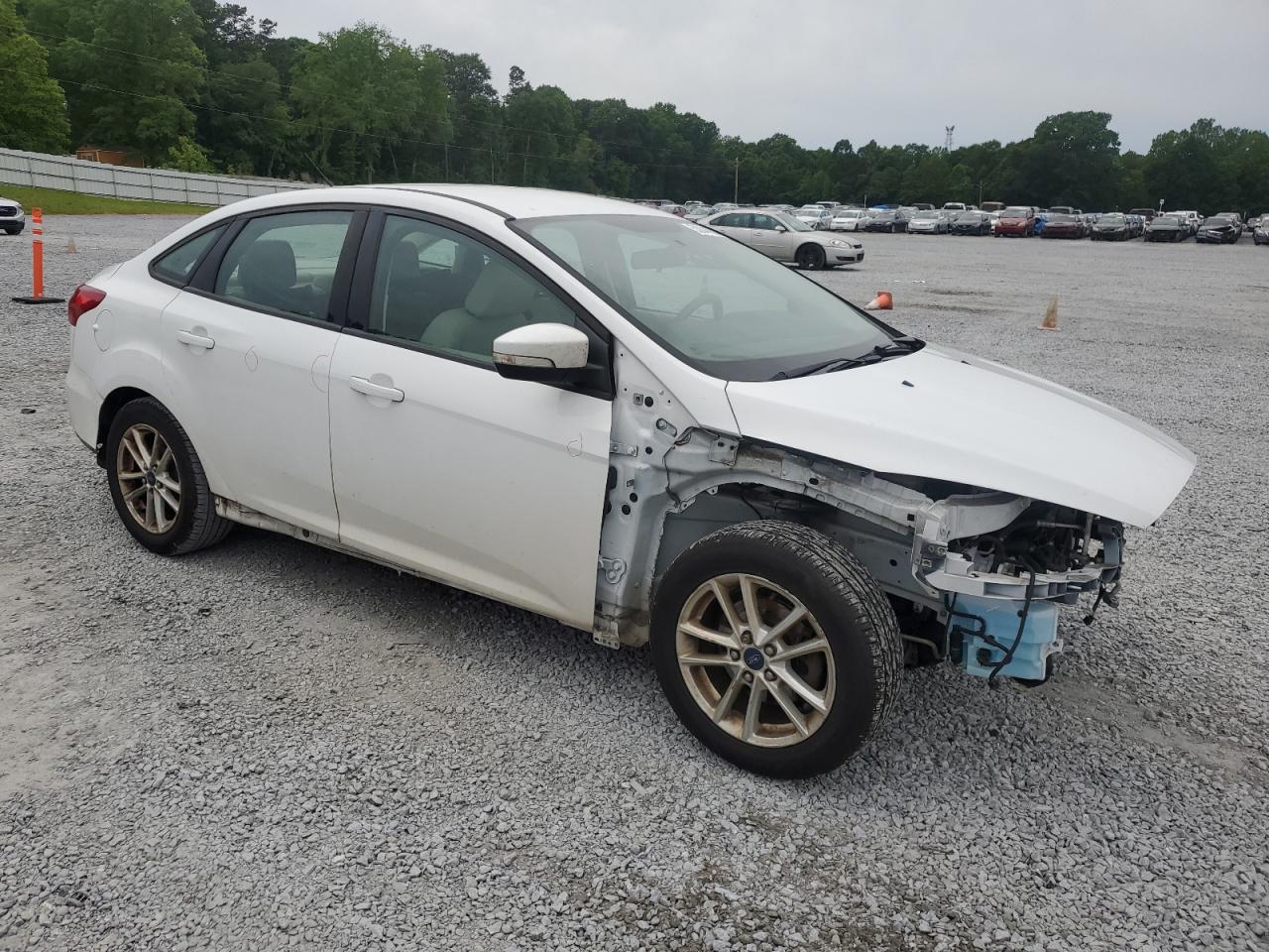 1FADP3F23FL372517 2015 Ford Focus Se