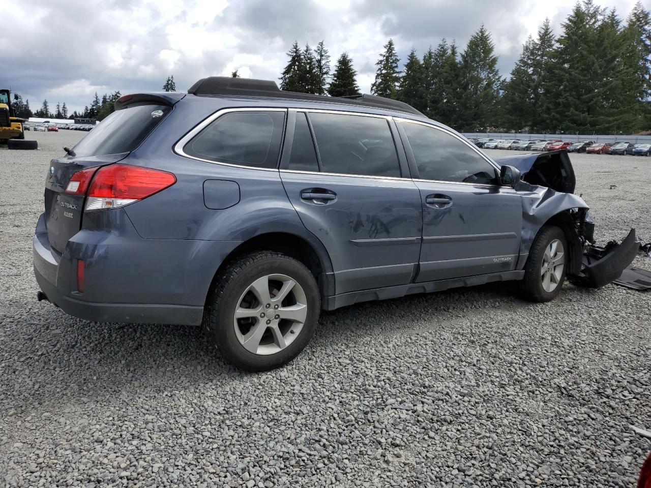 4S4BRBACXE3258076 2014 Subaru Outback 2.5I