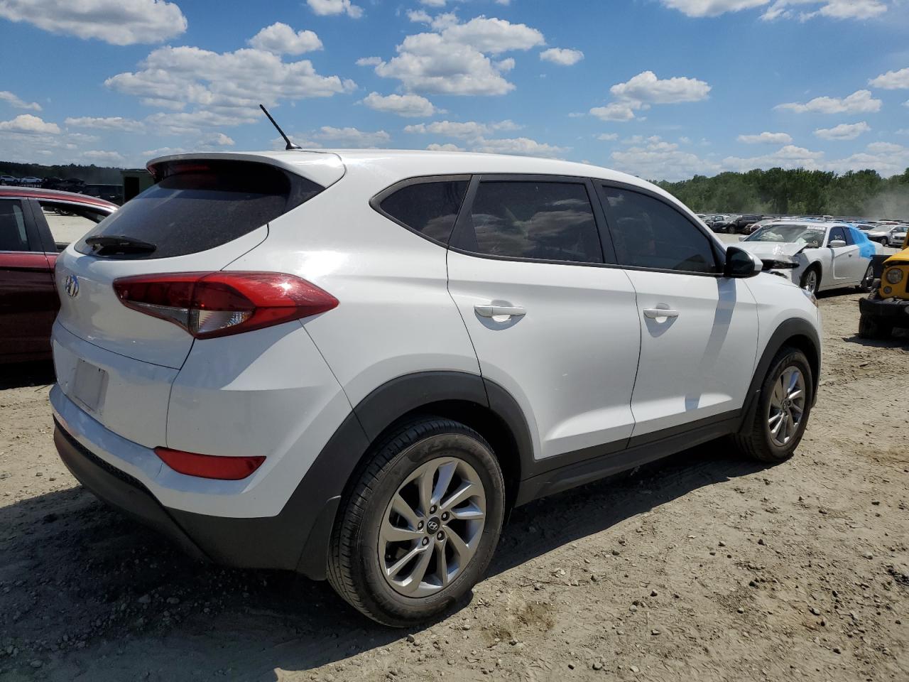 2018 Hyundai Tucson Se vin: KM8J23A47JU667073