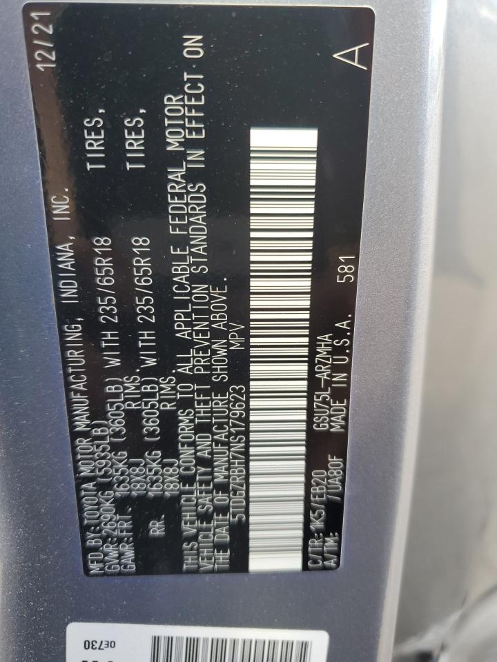 5TDGZRBH7NS179623 2022 Toyota Highlander Xle