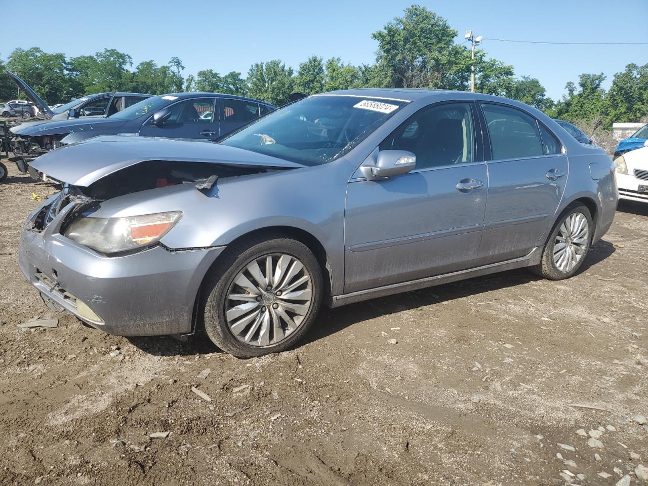 JH4KB2F66BC000384 2011 Acura Rl