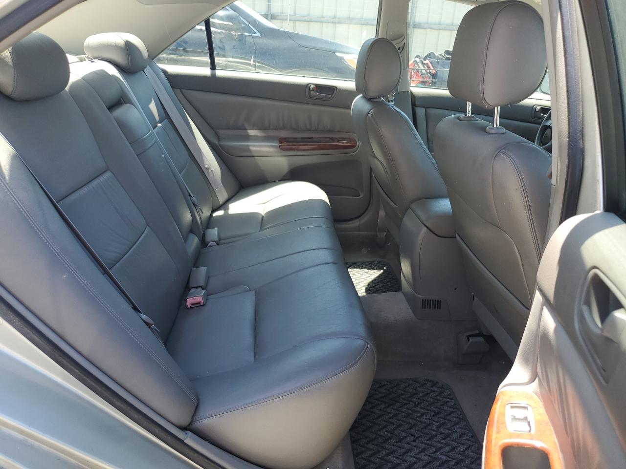 JTDBE32K030214534 2003 Toyota Camry Le