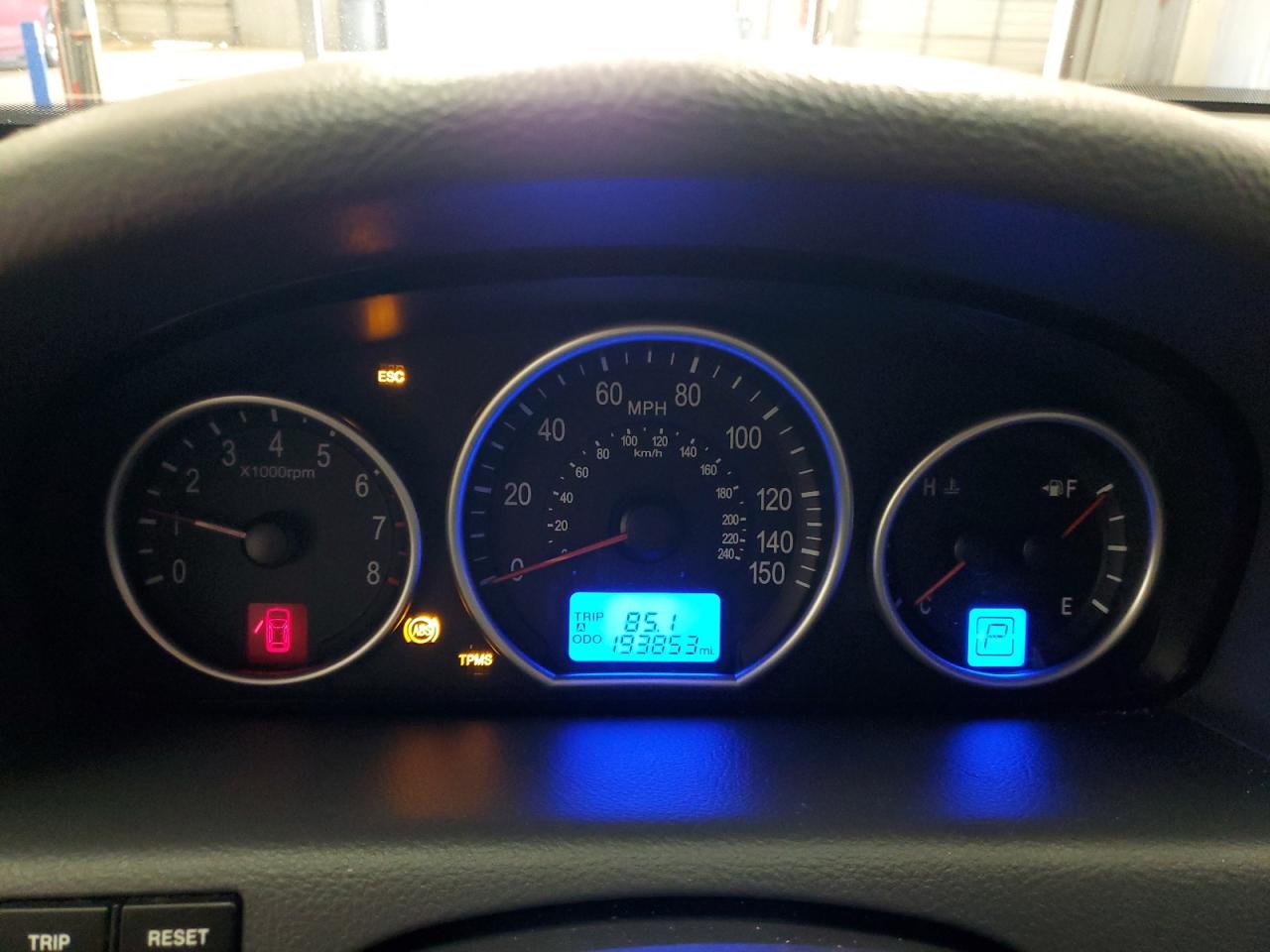 KM8NU4CC7BU173190 2011 Hyundai Veracruz Gls