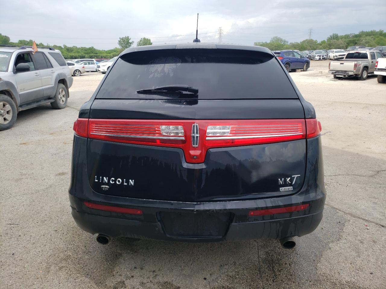 2016 Lincoln Mkt vin: 2LMHJ5NK4GBL00110