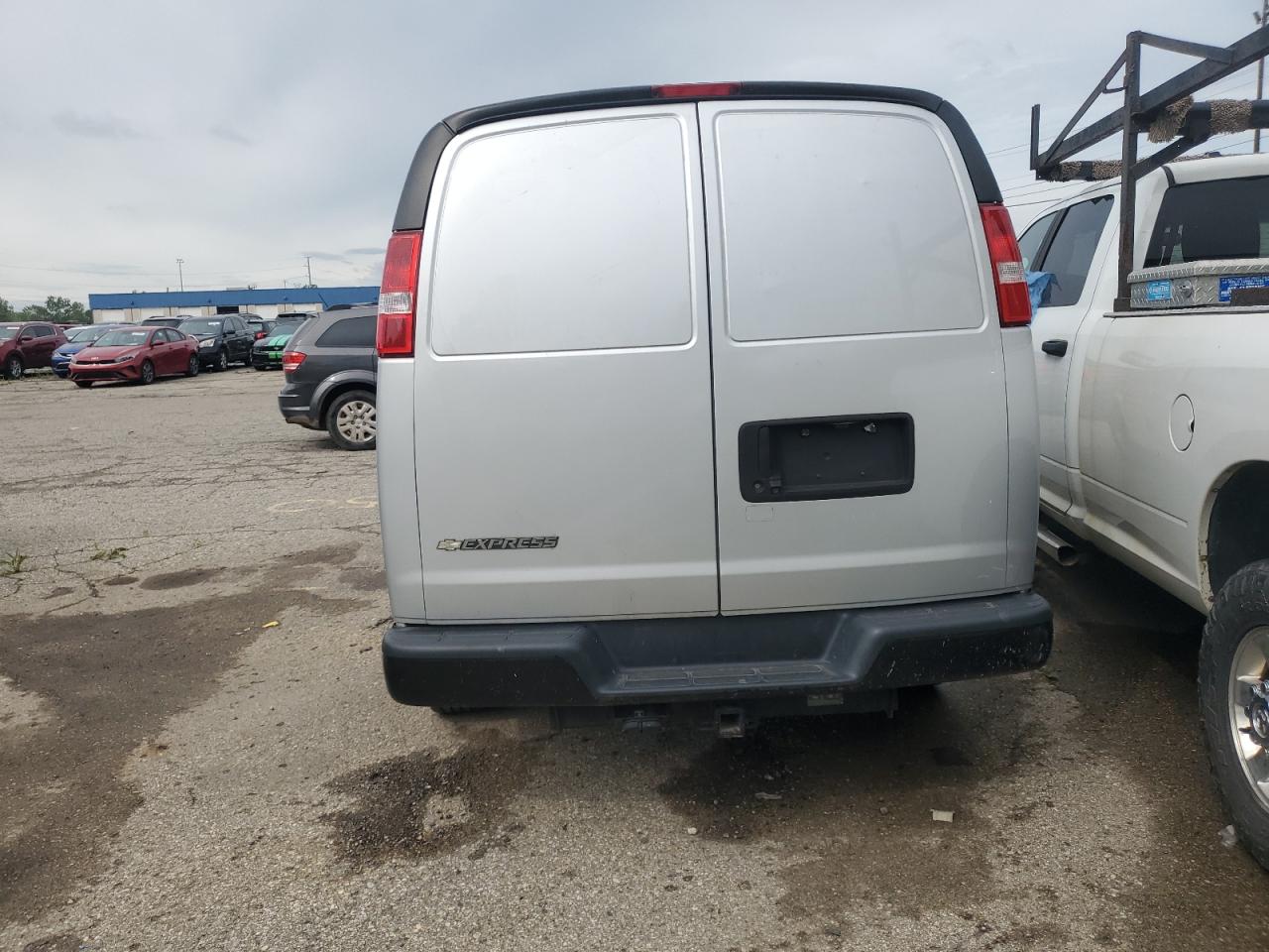 1GCWGAFG5K1336918 2019 Chevrolet Express G2500