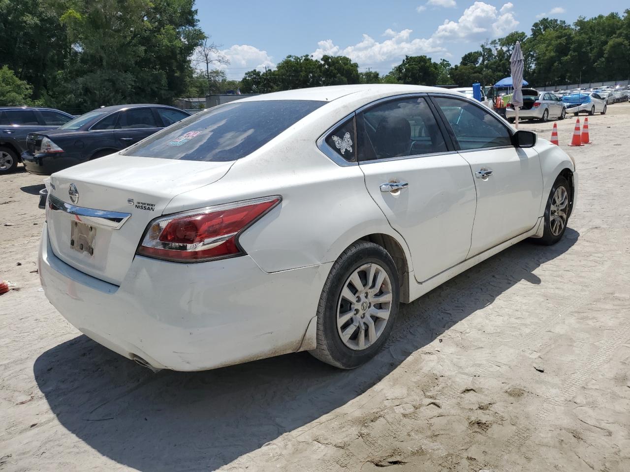 2015 Nissan Altima 2.5 vin: 1N4AL3AP9FC286615