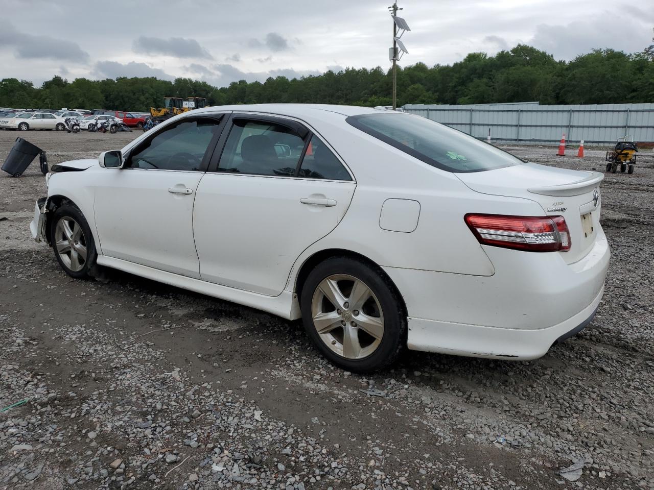 4T1BF3EK5BU672842 2011 Toyota Camry Base