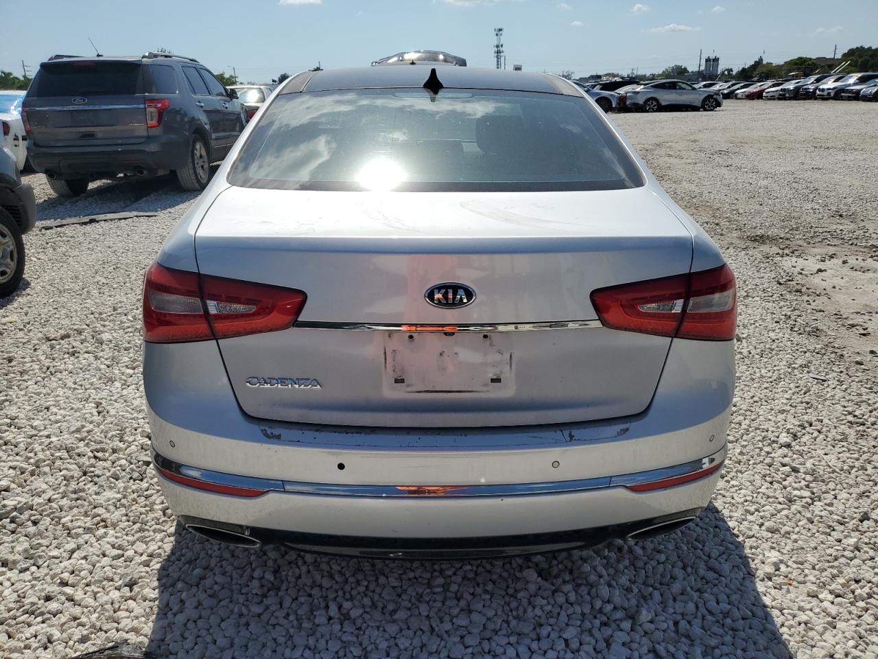 KNALN4D73G5206839 2016 Kia Cadenza Luxury