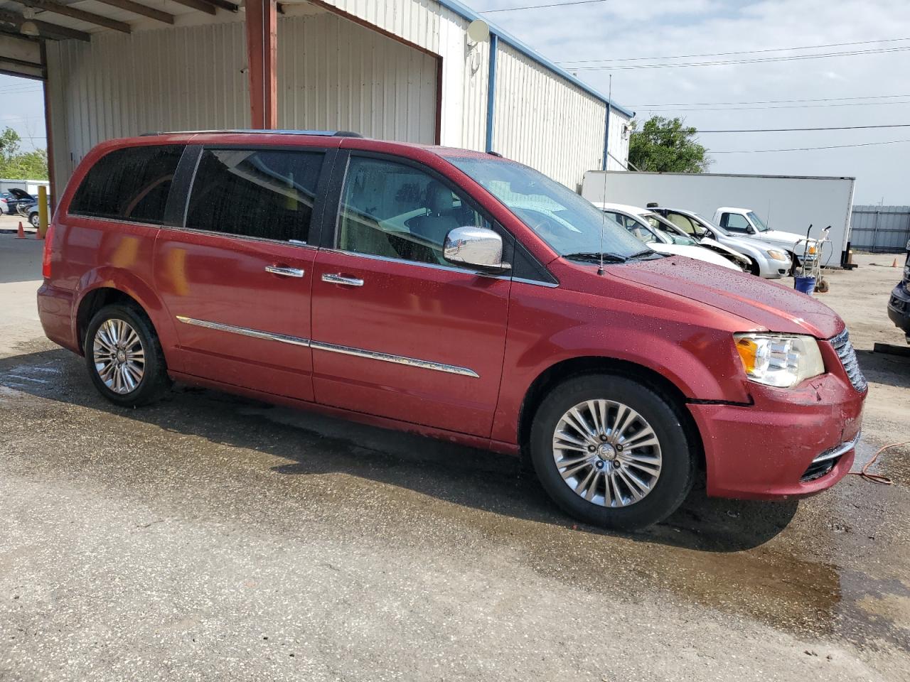 2A4RR6DGXBR621403 2011 Chrysler Town & Country Limited