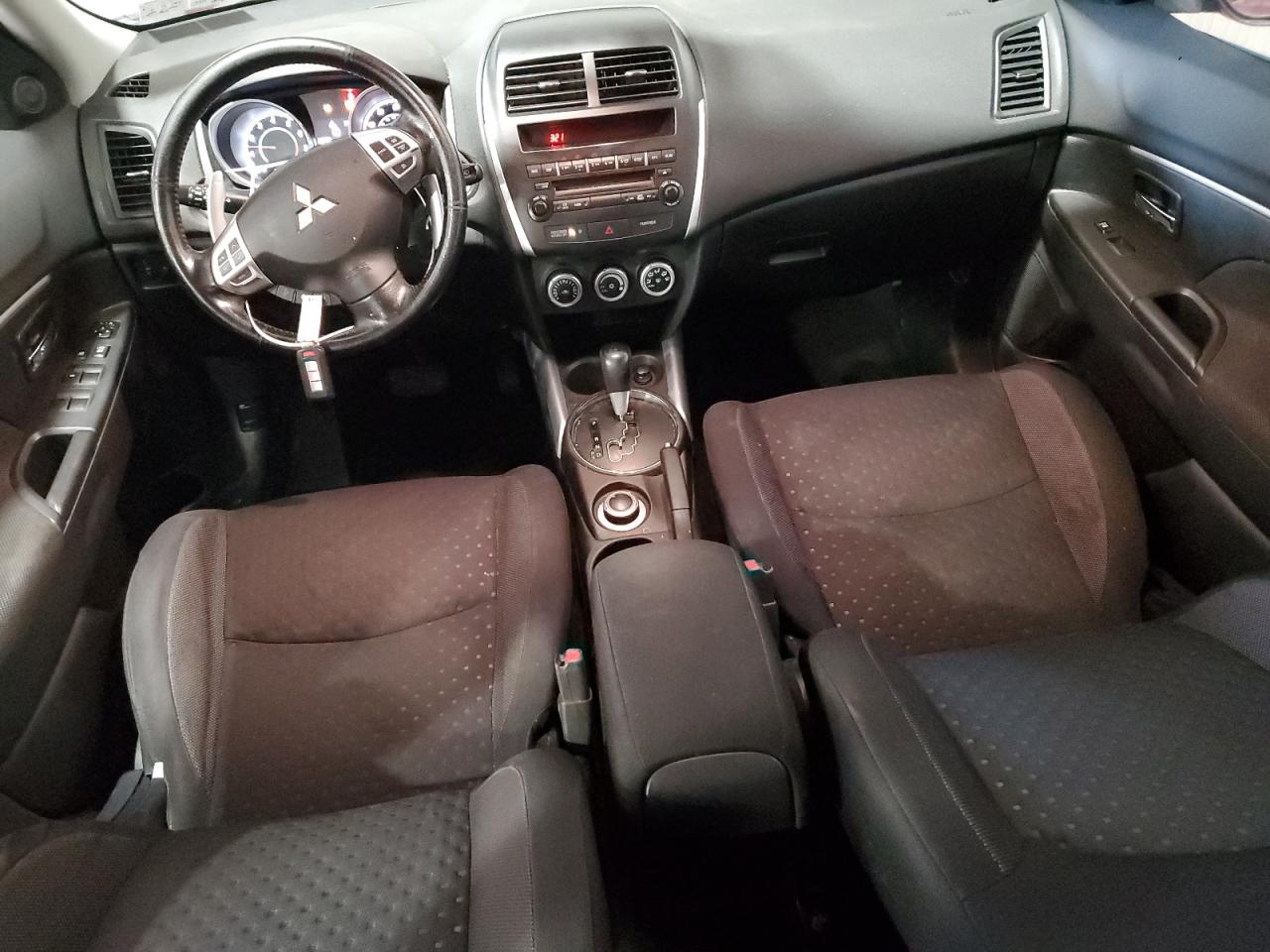 JA4AR4AU9BZ009906 2011 Mitsubishi Outlander Sport Se