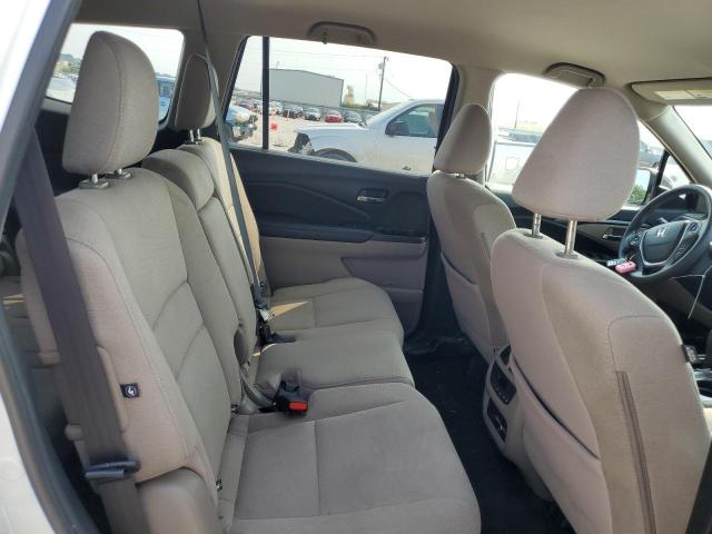 2017 Honda Pilot - Image 11