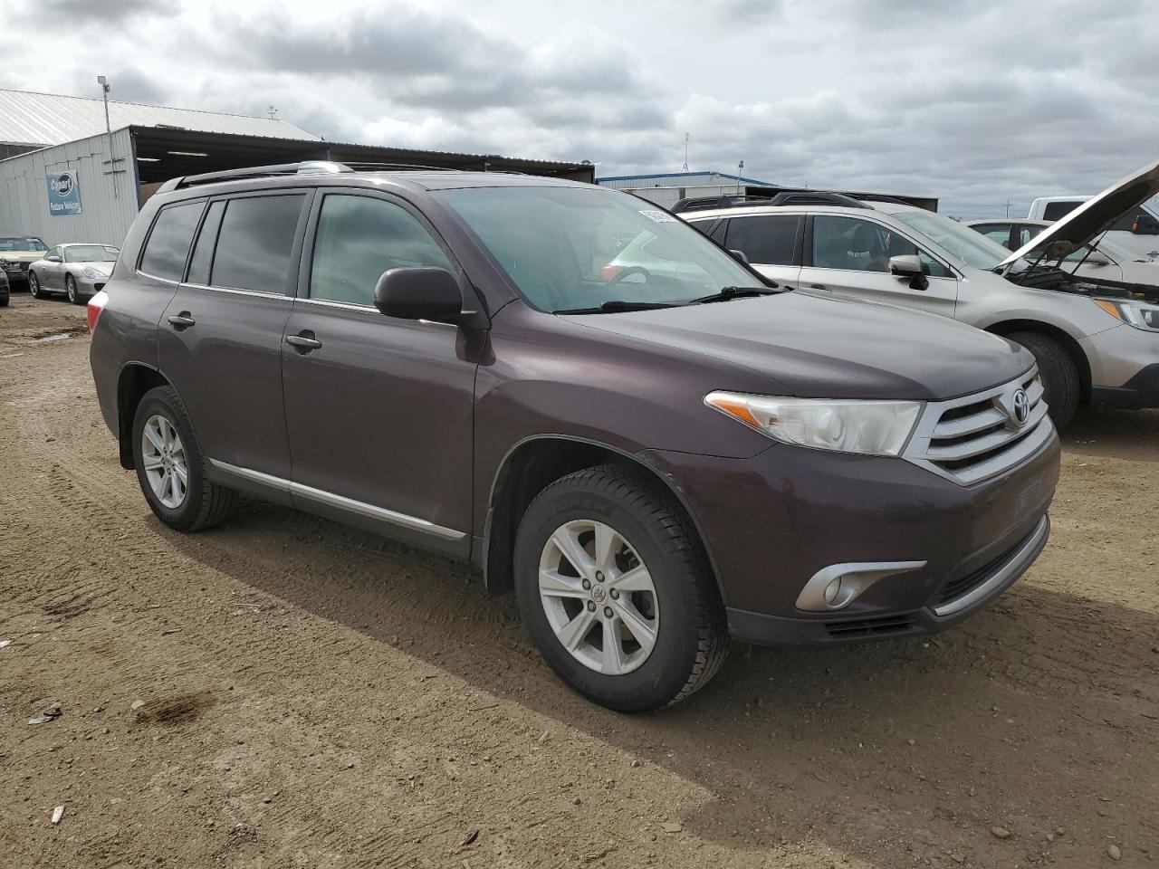 5TDBK3EH6CS139764 2012 Toyota Highlander Base