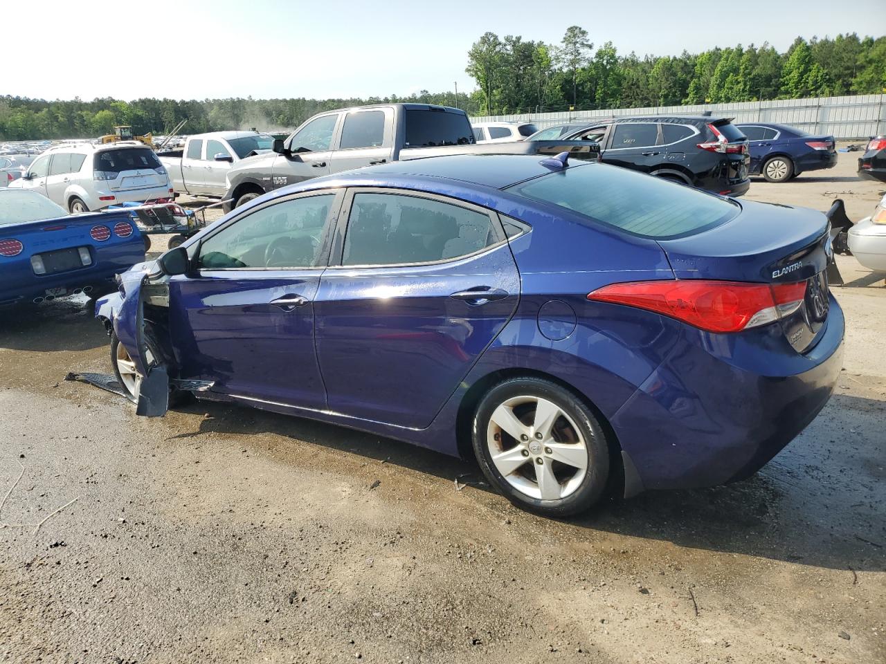 5NPDH4AEXDH303033 2013 Hyundai Elantra Gls