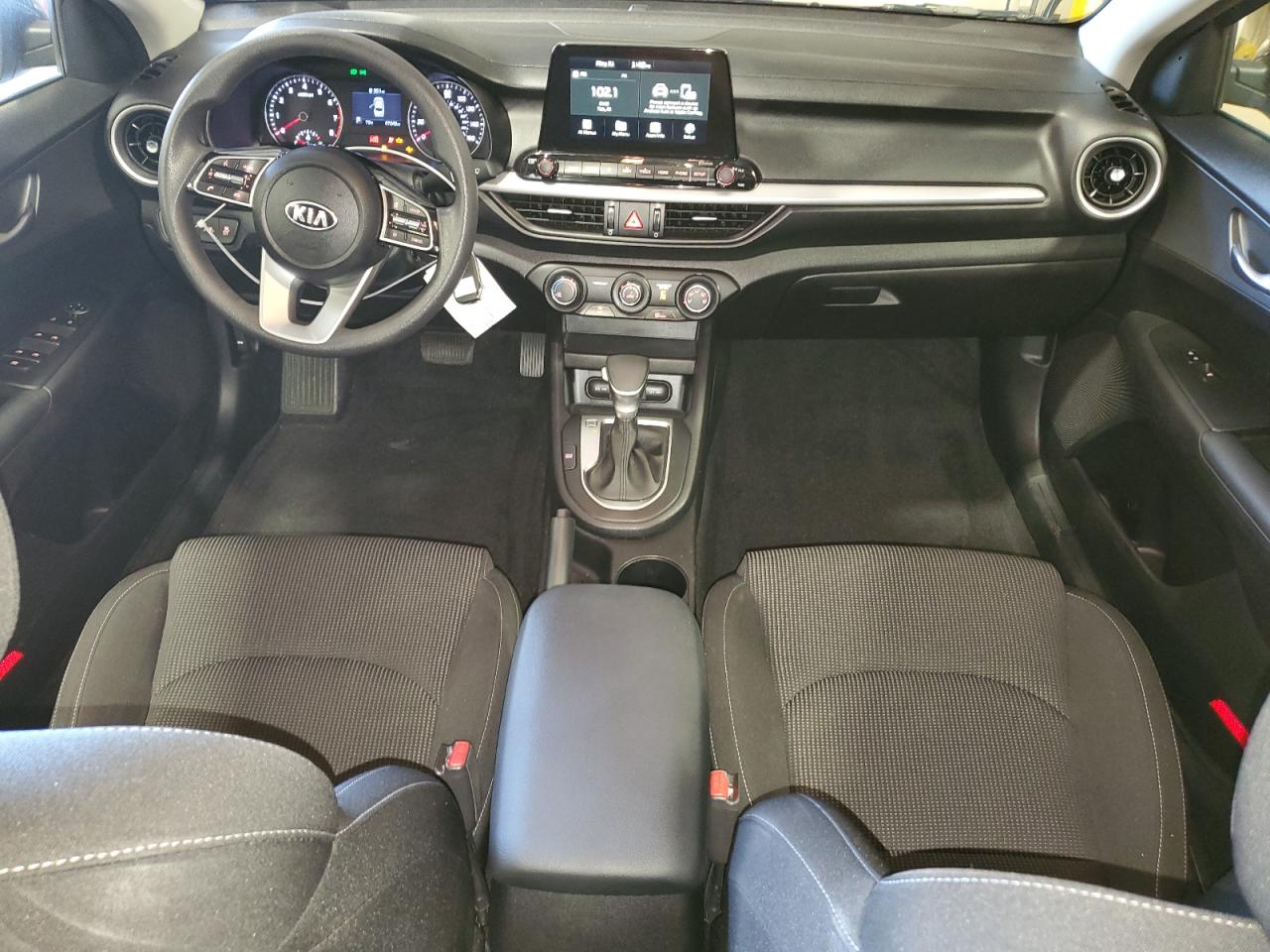 3KPF24AD4ME375853 2021 Kia Forte Fe