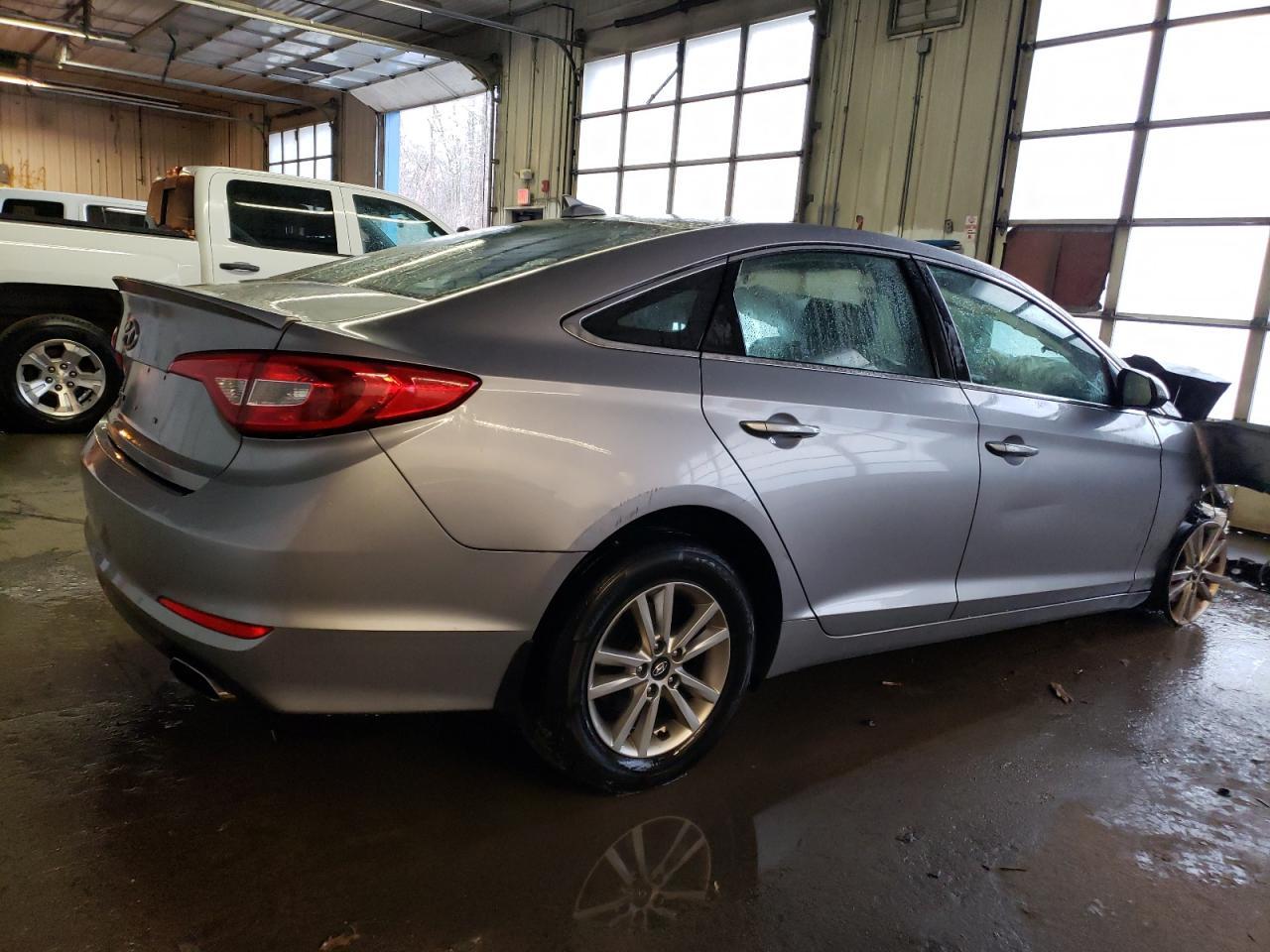 5NPE24AF0FH246424 2015 Hyundai Sonata Se