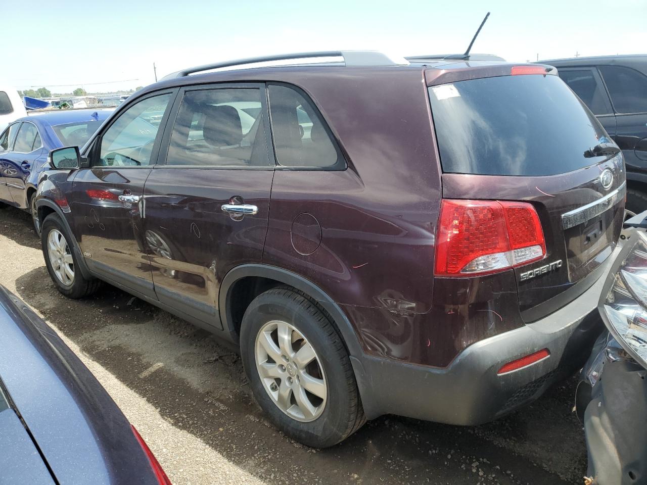 5XYKTDA23CG270359 2012 Kia Sorento Base