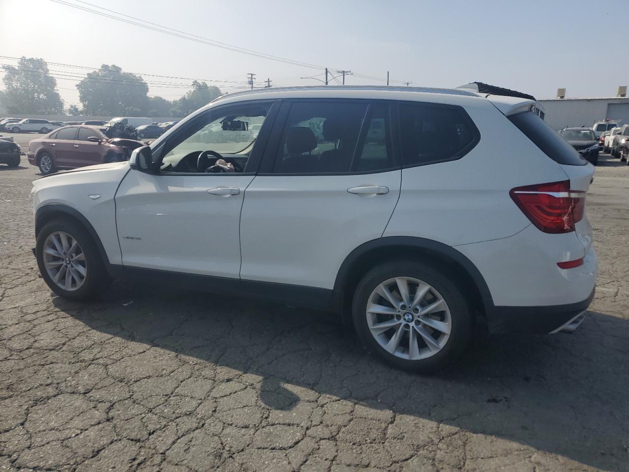 5UXWZ7C35H0X40281 2017 BMW X3 Sdrive28I