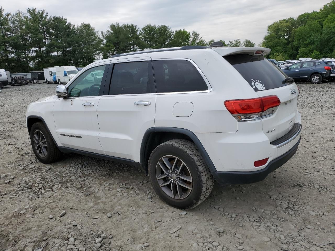 XC4RJFBG2HC676008 2017 Jeep Grand Cherokee Limited