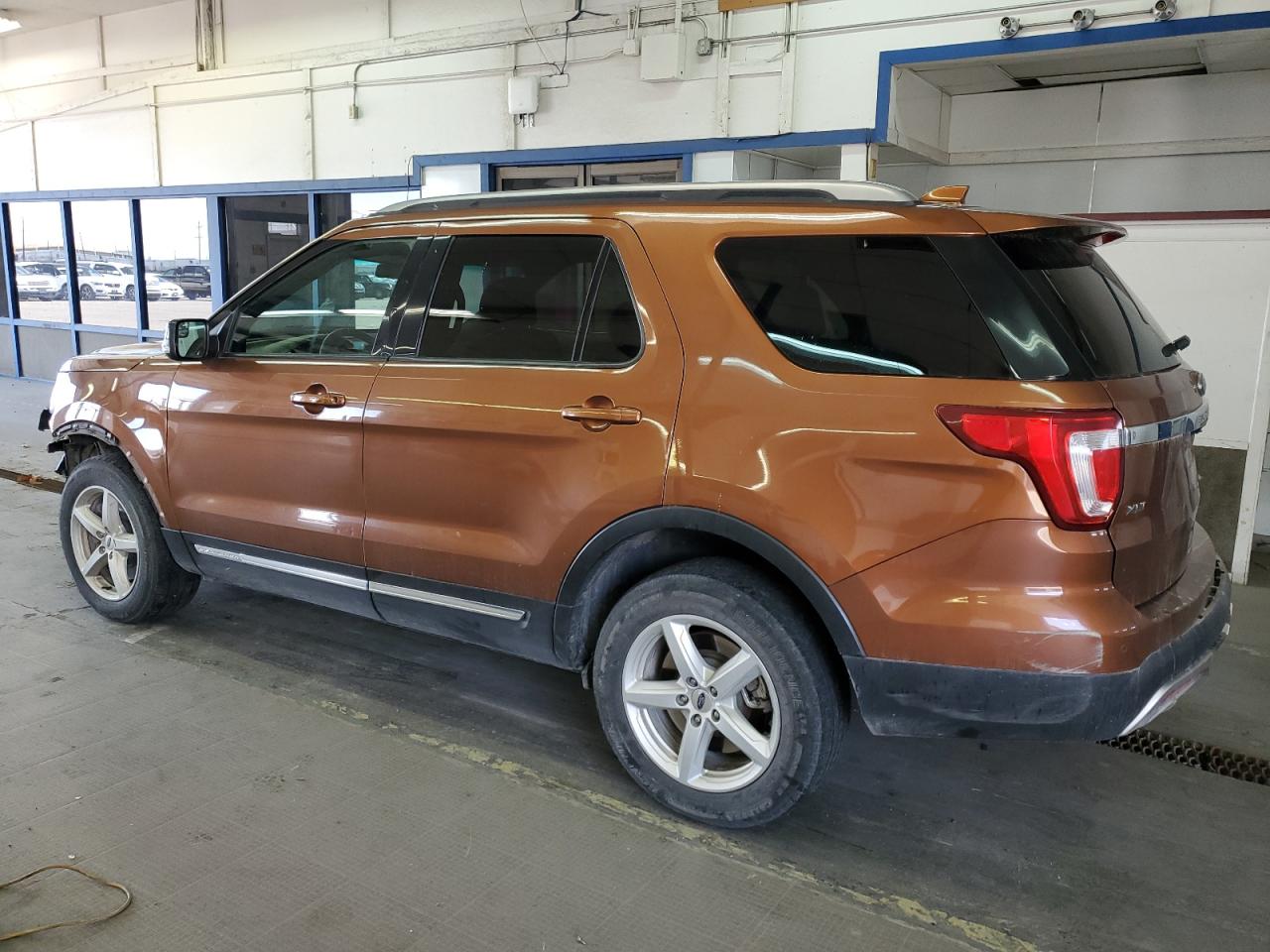 1FM5K8D85HGB39103 2017 Ford Explorer Xlt