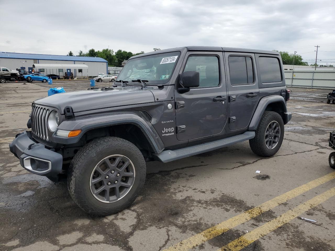 1C4HJXEG3KW570864 2019 Jeep Wrangler Unlimited Sahara