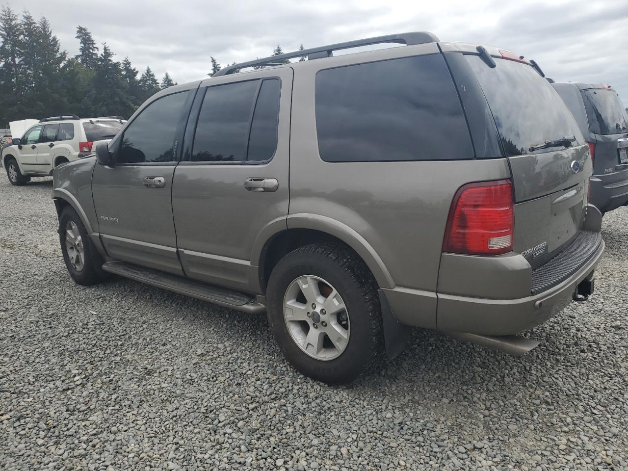 1FMDU75W92ZC20436 2002 Ford Explorer Limited