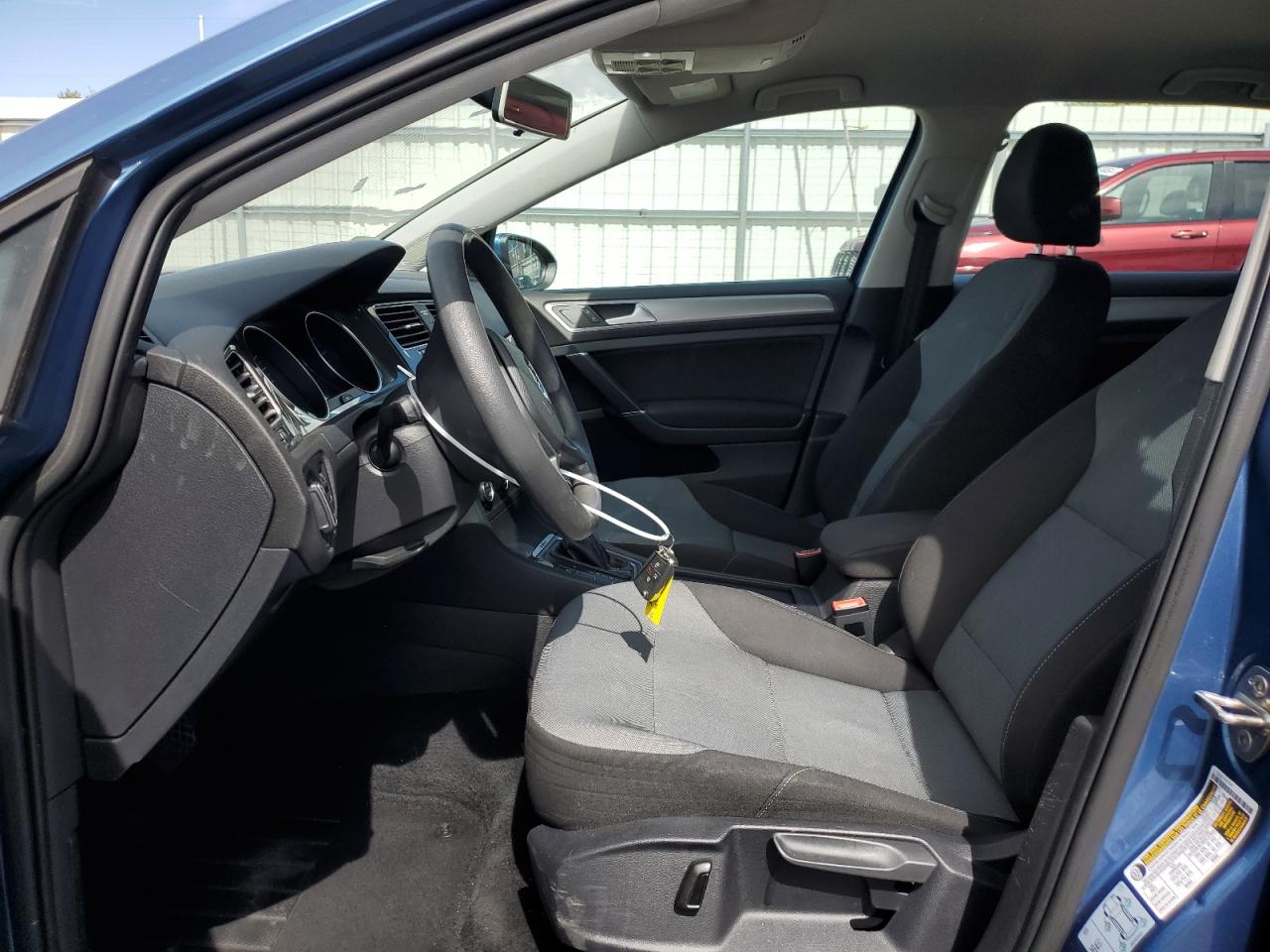 WVWKP7AU3GW911798 2016 Volkswagen E-Golf Se