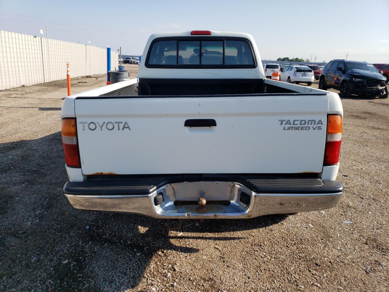 4TAWN74N9WZ145614 1998 Toyota Tacoma Xtracab Limited