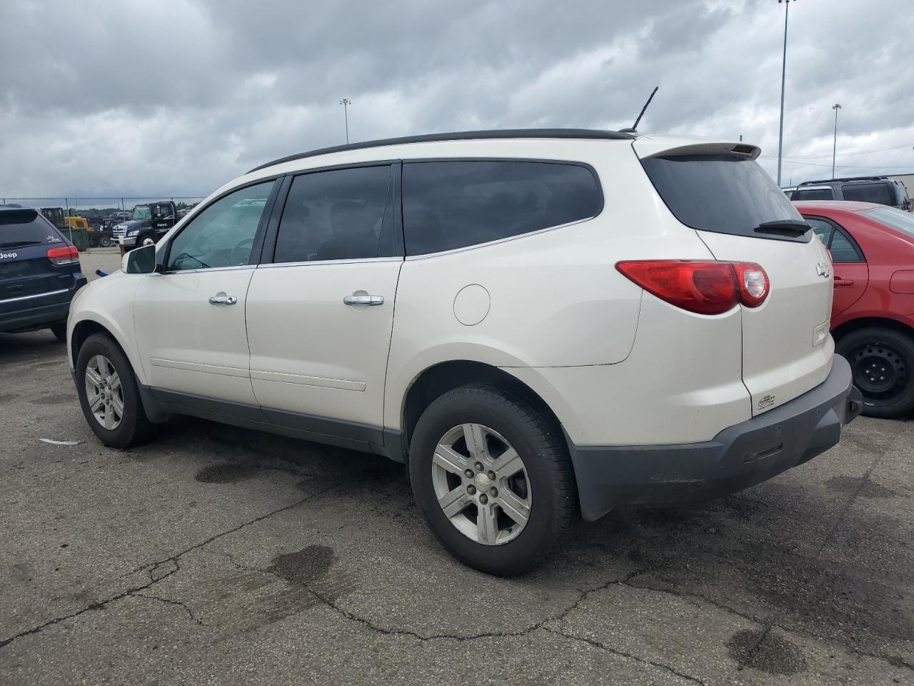 1GNKRGEDXBJ232709 2011 Chevrolet Traverse Lt