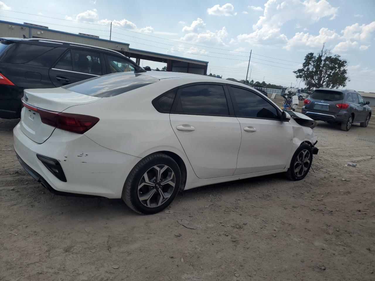 3KPF24AD2ME382610 2021 Kia Forte Fe