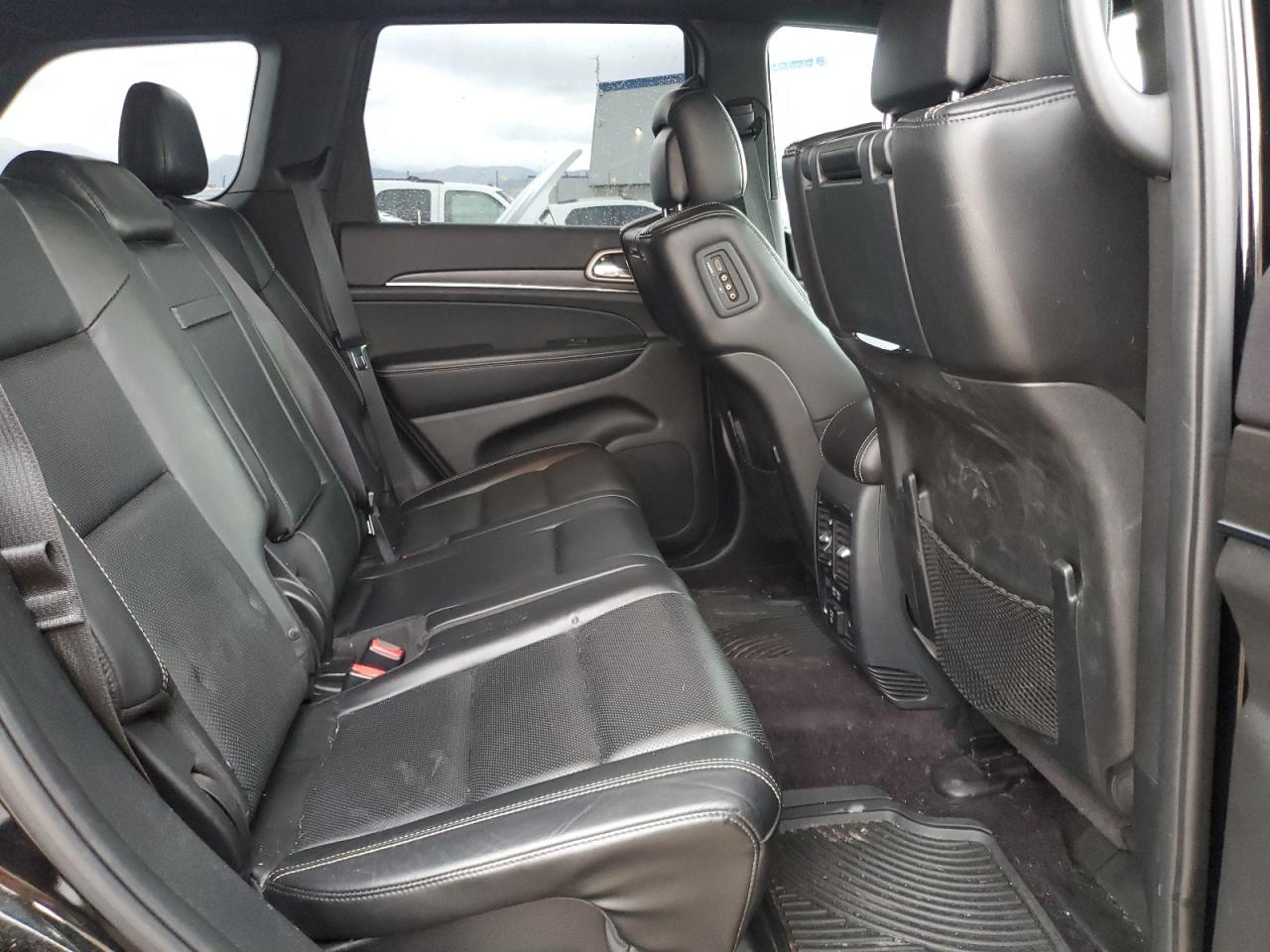 1C4RJFBG8HC801397 2017 Jeep Grand Cherokee Limited