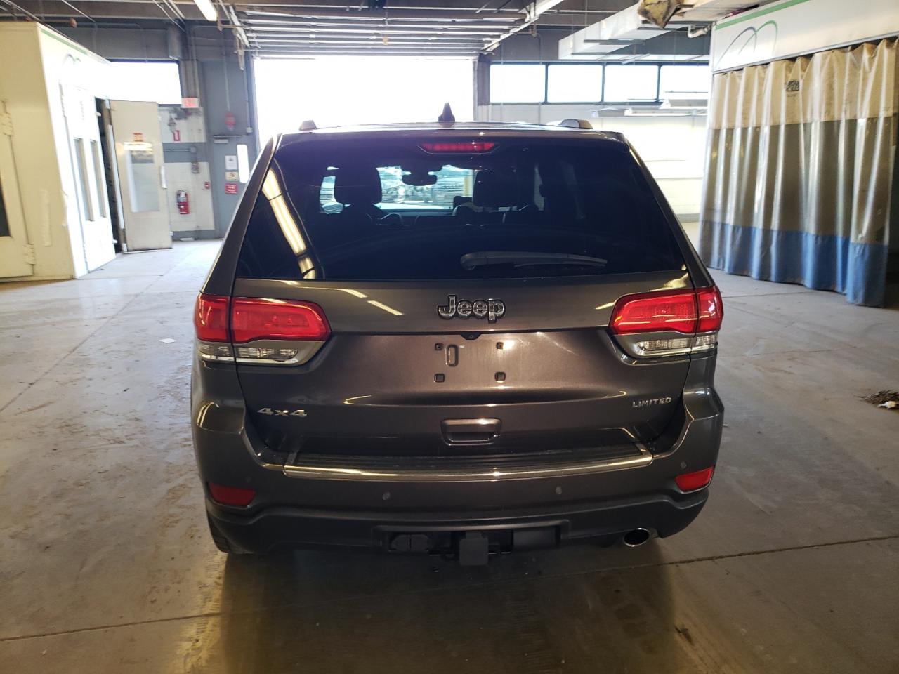 1C4RJFBG2JC260045 2018 Jeep Grand Cherokee Limited