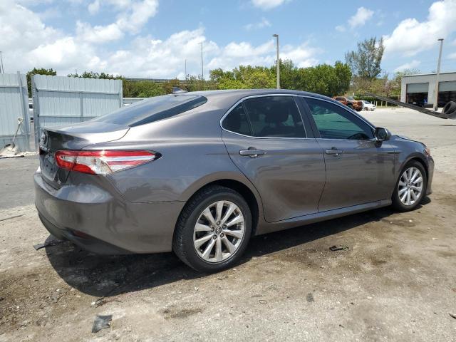 VIN 4T1B11HK3KU195407 2019 Toyota Camry, L no.3