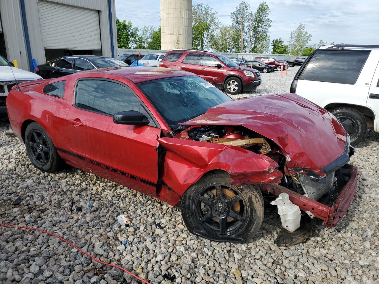 2012 Ford Mustang vin: 1ZVBP8AM2C5208096