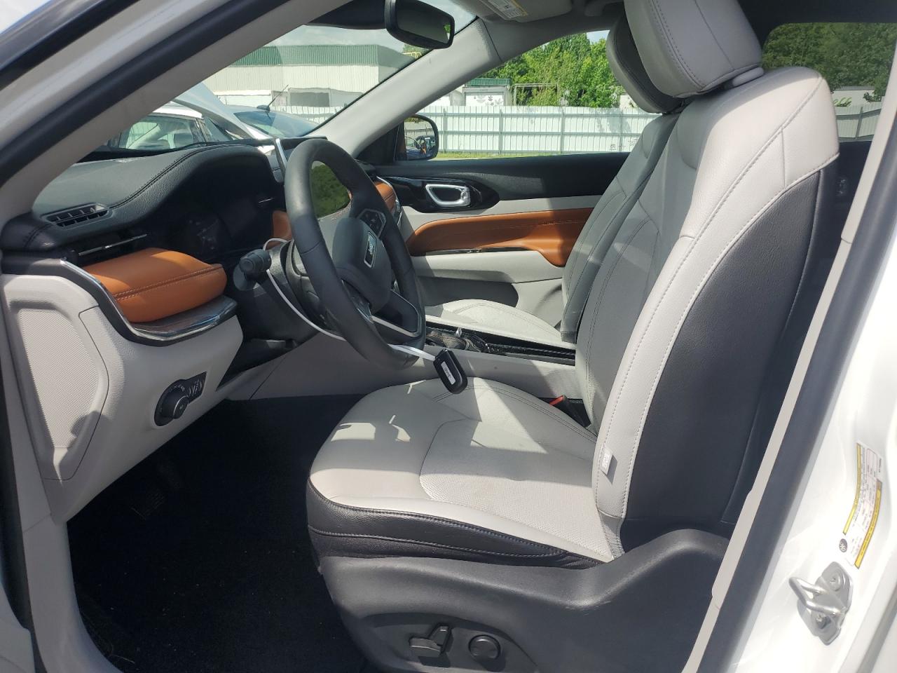 3C4NJDCB0NT198984 2022 Jeep Compass Limited