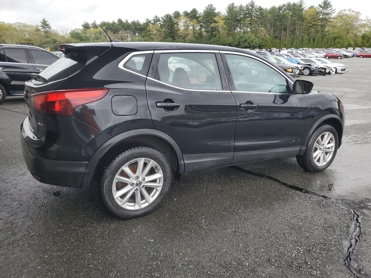 JN1BJ1CR5KW625003 2019 Nissan Rogue Sport S