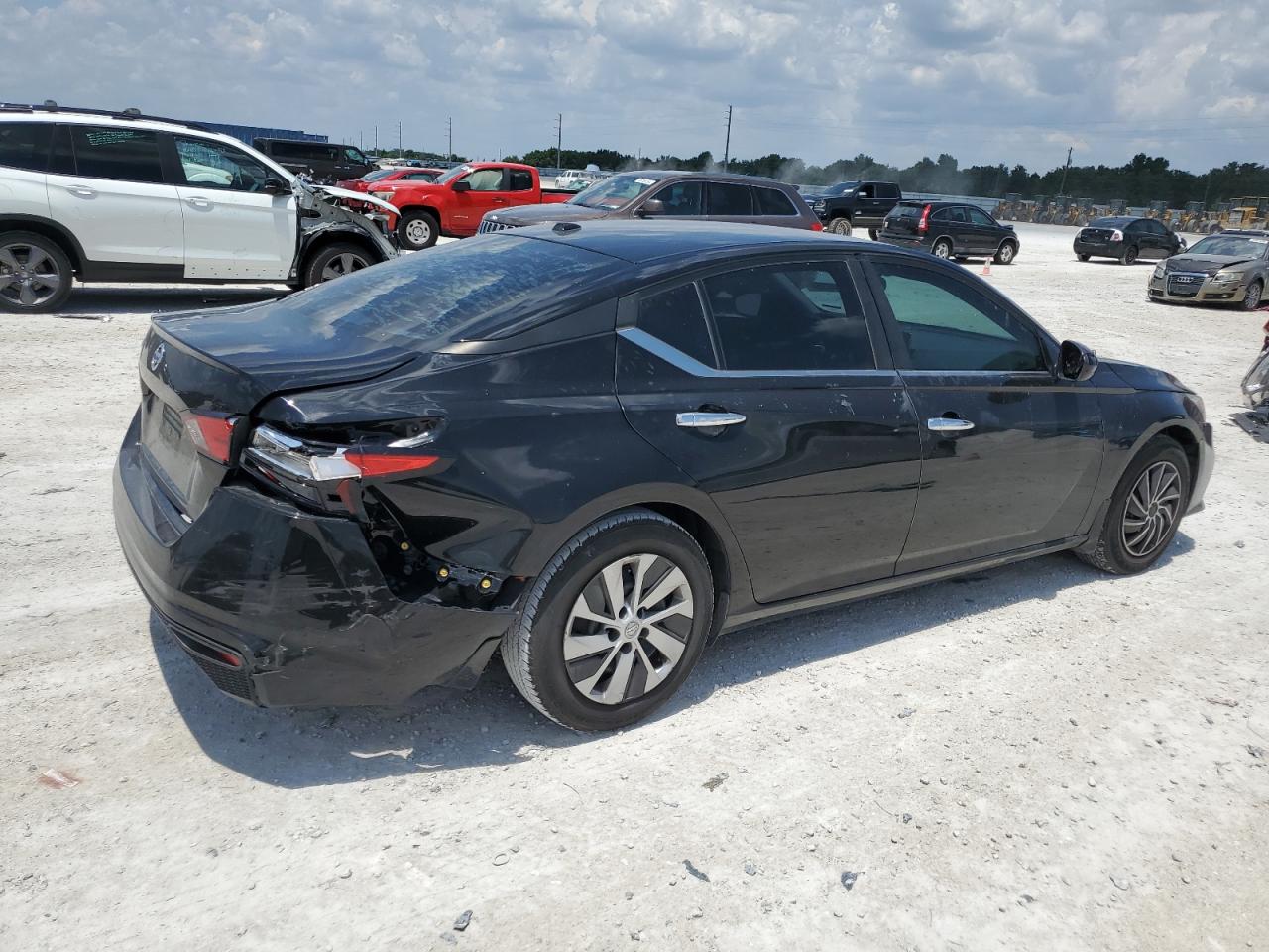 1N4BL4BV2KC158640 2019 Nissan Altima S