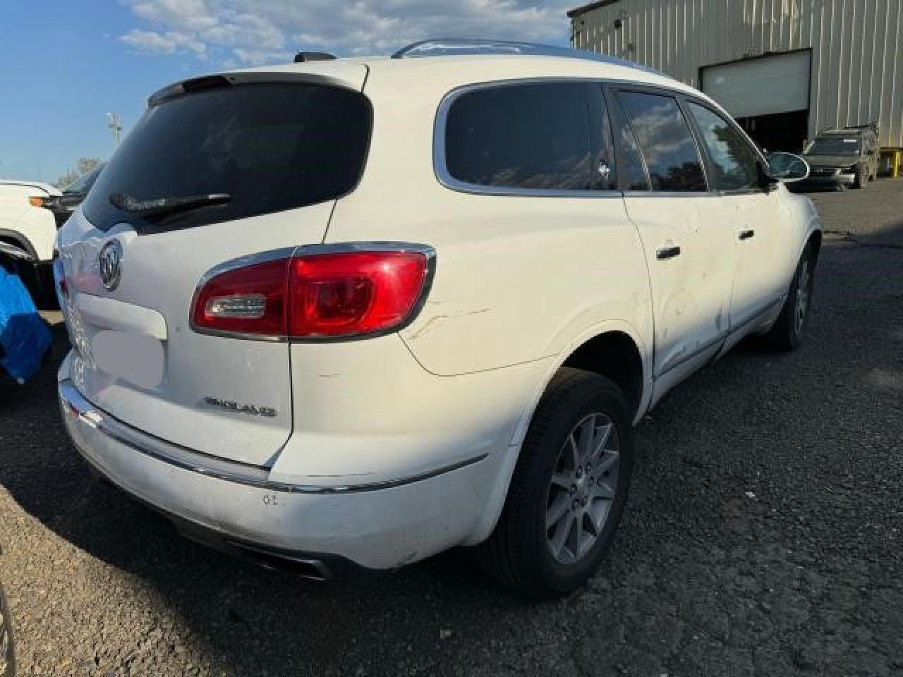 2016 Buick Enclave vin: 5GAKRAKD4GJ276076