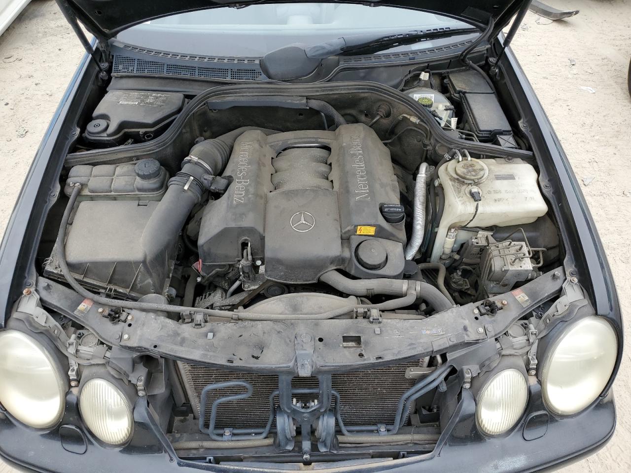 WDBLK65G33T134504 2003 Mercedes-Benz Clk 320