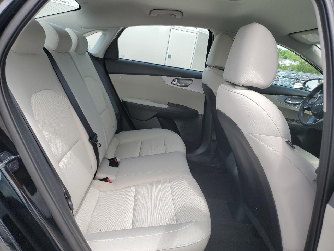 3KPF24AD0PE676009 2023 Kia Forte Lx