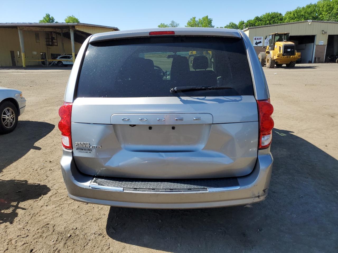 2C4RDGBG2JR236963 2018 Dodge Grand Caravan Se