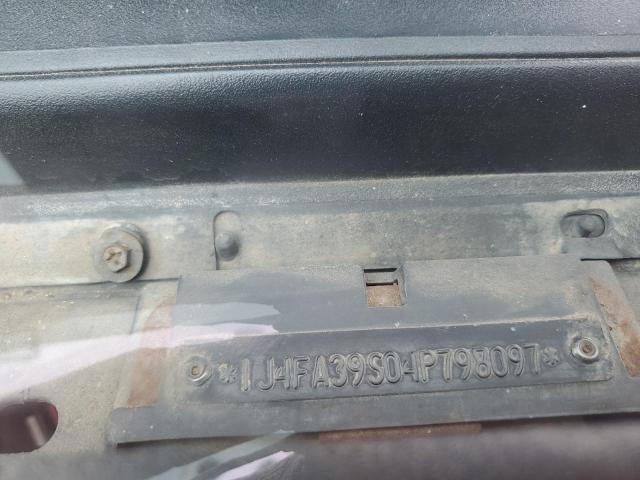 2004 Jeep Wrangler X VIN: 1J4FA39S04P798097 Lot: 54596014